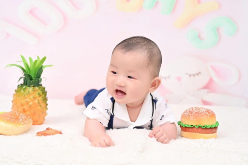长岭宝宝在妈妈肚子里